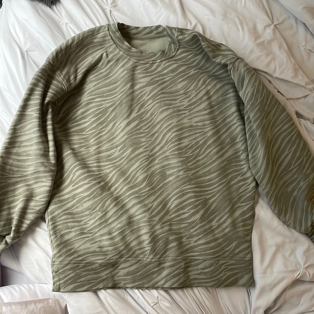 Lululemon Perfectly Oversized Crew